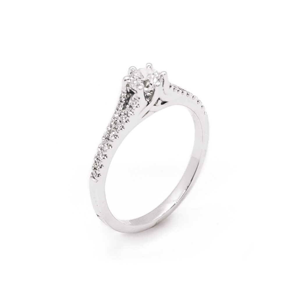 Unni Diamantring - 18KT H/SI 0,40 CT / 22STK 0,19 CT